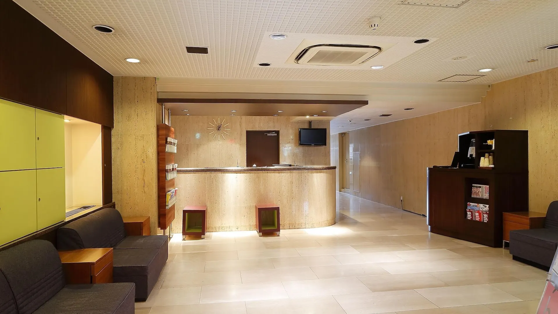***  The B Sangenjaya Hotel Tokyo Japan